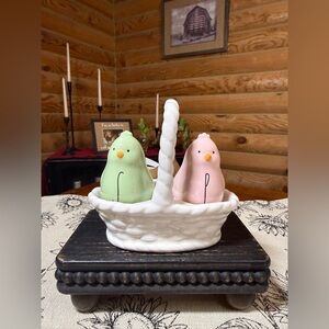 EASTER CHICKS Rae Dunn Salt & Pepper Shakers